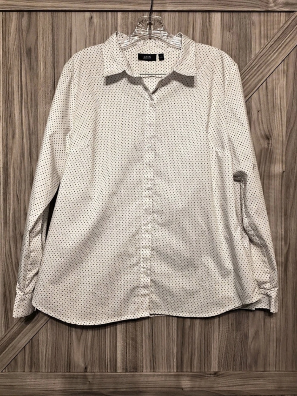 Apt. 9 Polka Dot Button Down in White & Black Size XL